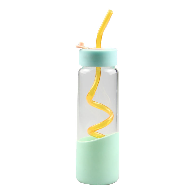 water bottle with straw