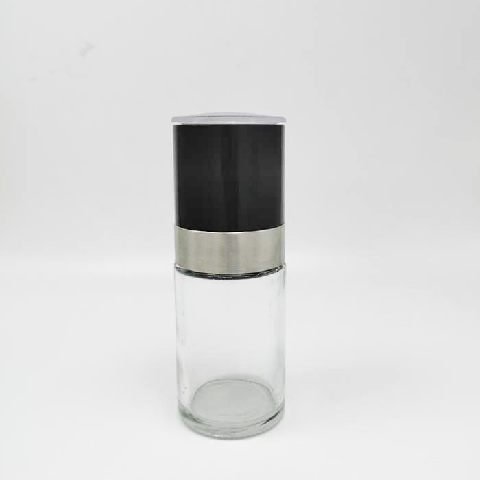 Straight type adjustable thickness pepper grinder with frosted cover